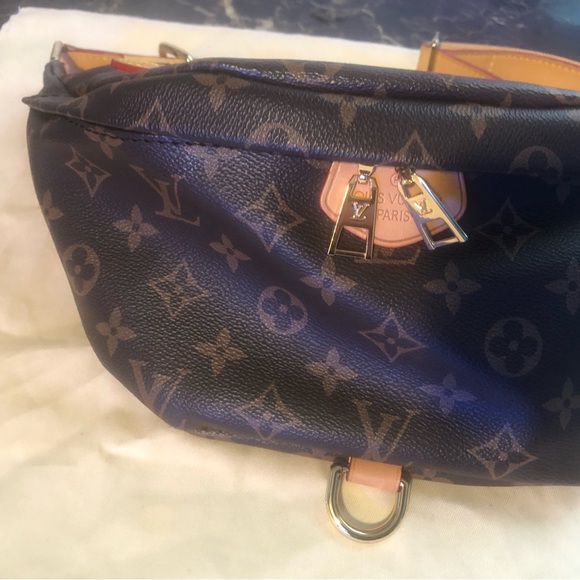 NEW Louis Vuitton Brown Monogram Belt Bag - Picture 6 of 8